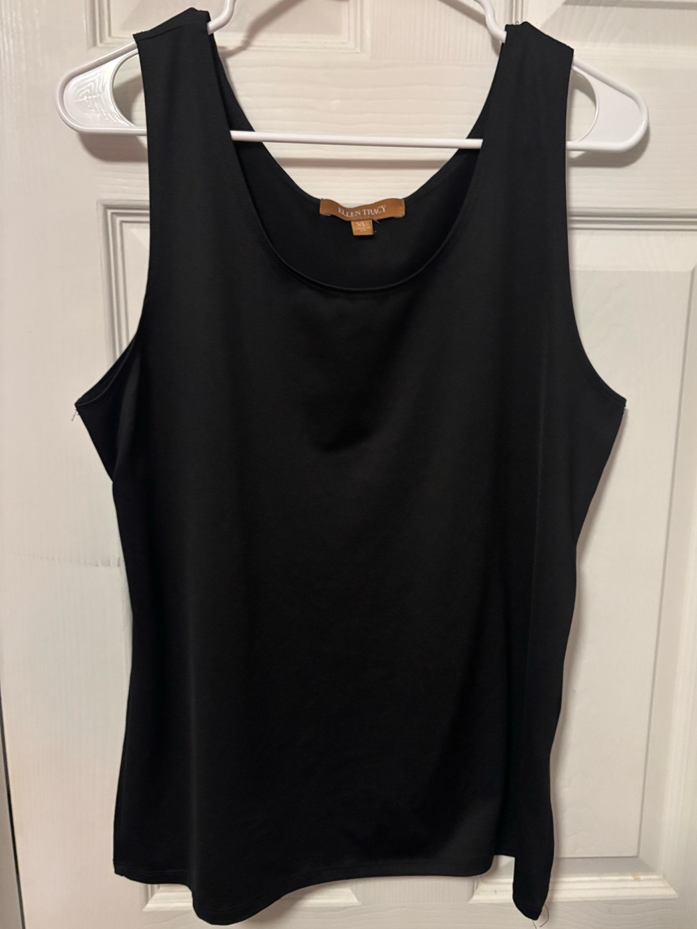 Ellen Tracy Black Sleeveless Tank Top
